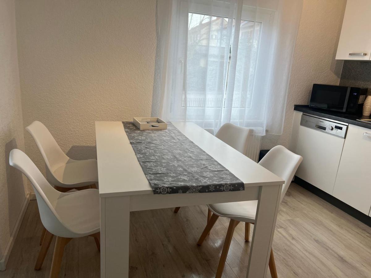 Moderne Helle 2,5 Zimmer Wohnung Mit Grossem Bad Und Kueche In Trossingen Εξωτερικό φωτογραφία