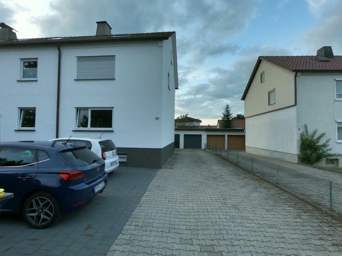 Moderne Helle 2,5 Zimmer Wohnung Mit Grossem Bad Und Kueche In Trossingen Εξωτερικό φωτογραφία