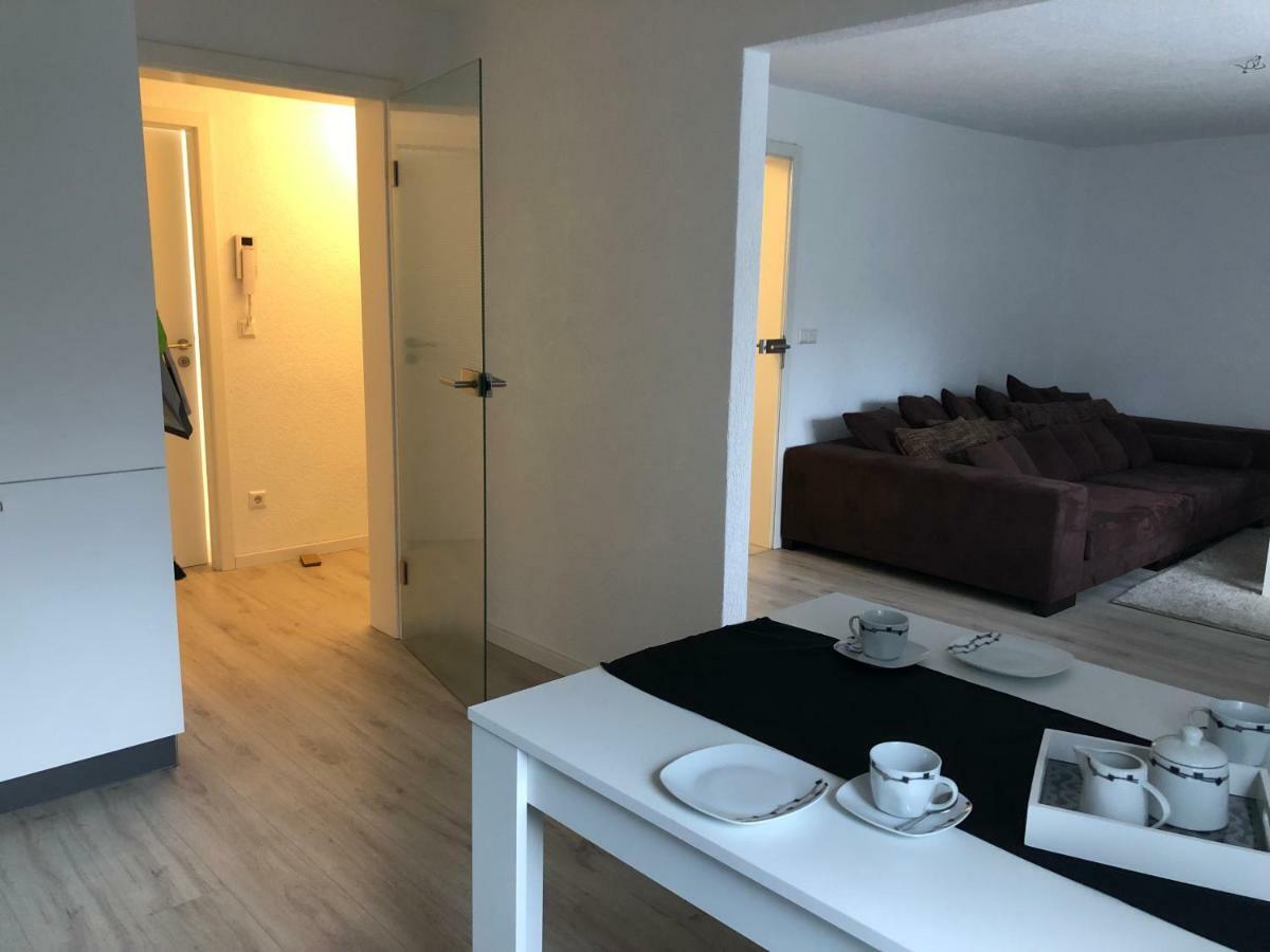Moderne Helle 2,5 Zimmer Wohnung Mit Grossem Bad Und Kueche In Trossingen Εξωτερικό φωτογραφία